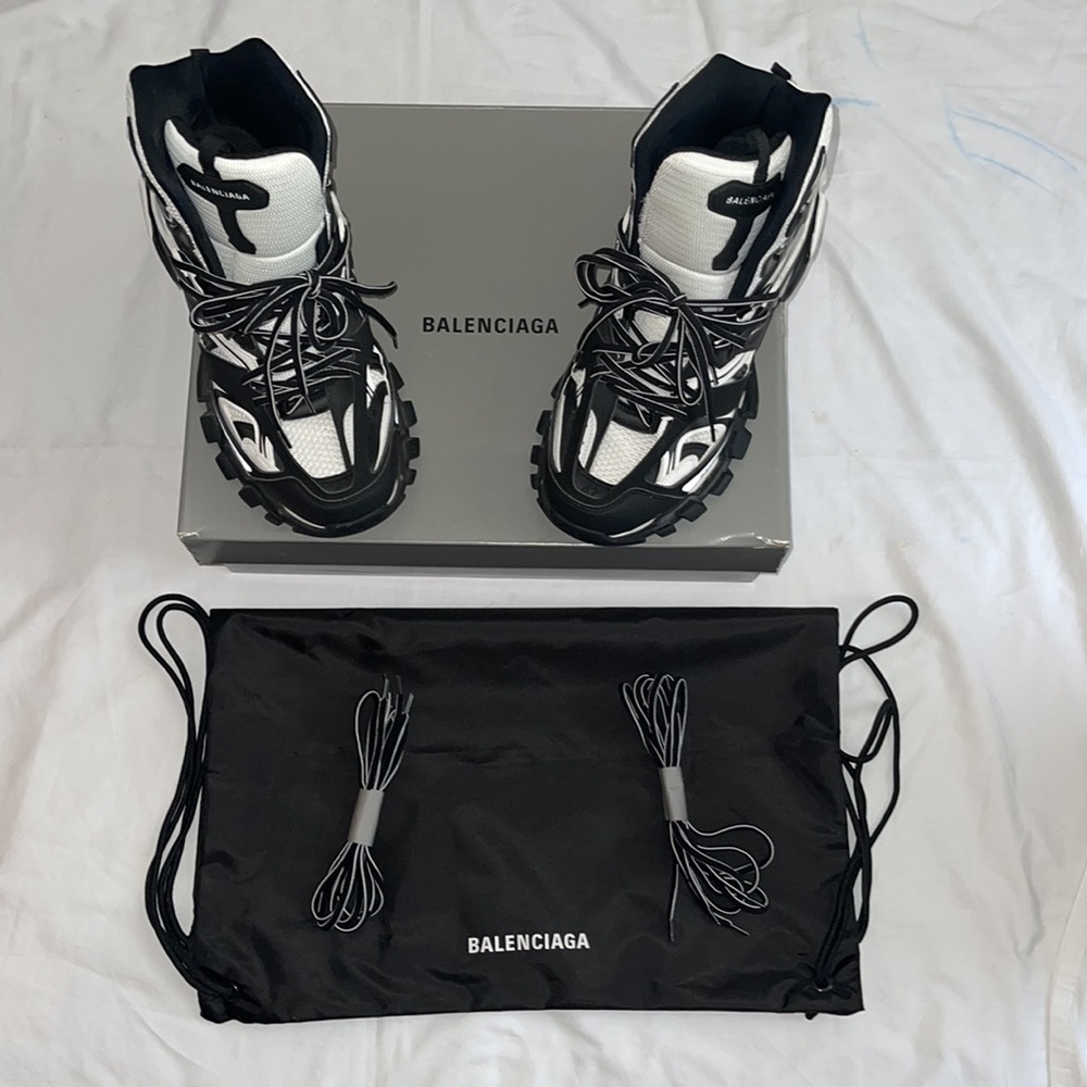 🆕listing…Balenciaga Track Hike Boots